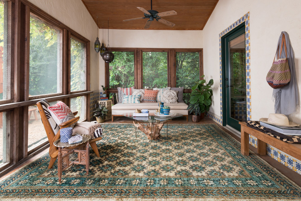 Photo of a mediterranean screened-in verandah in Dallas.