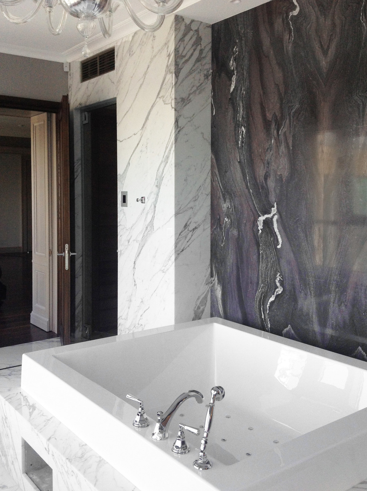 Мрамор Bianco Statuario