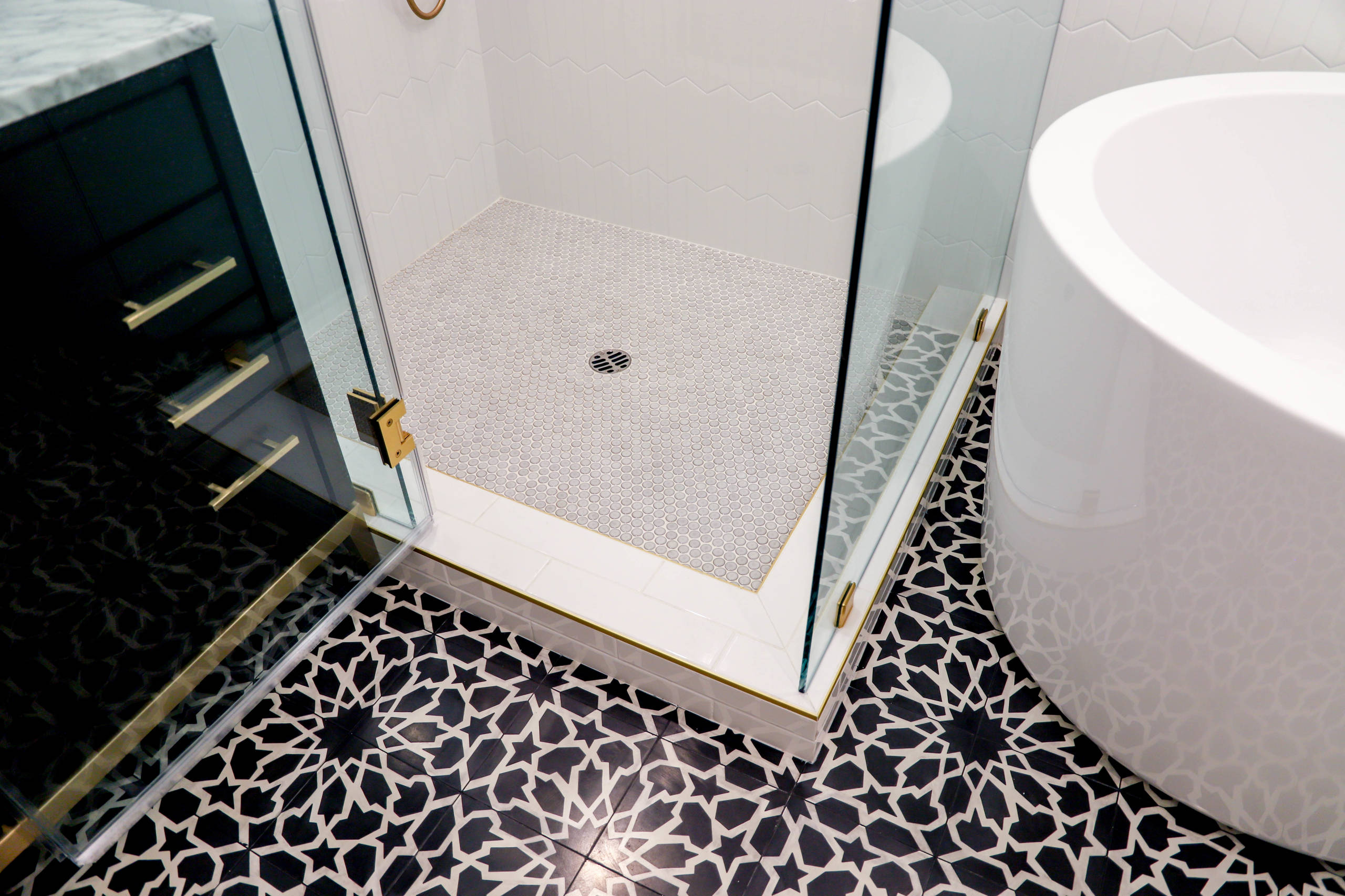 Decorative Floor Tiles, Japanese Soaking Tub, Tiled Shower & Hardwood Vanity