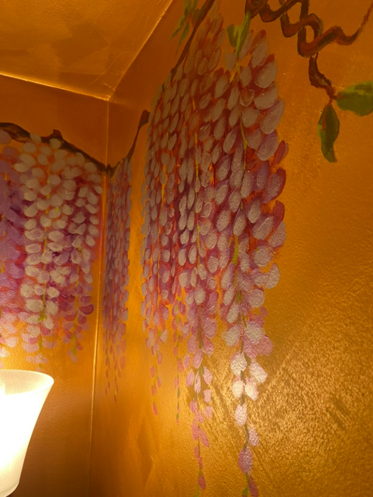 Humming Wisteria