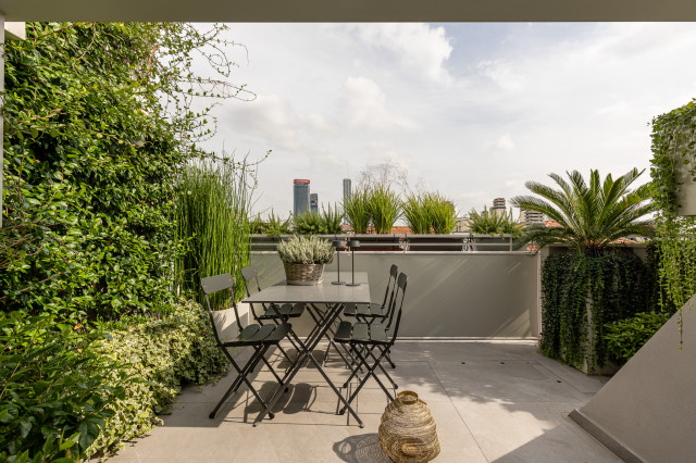 Doppia altezza | 150 MQ modern-balkon