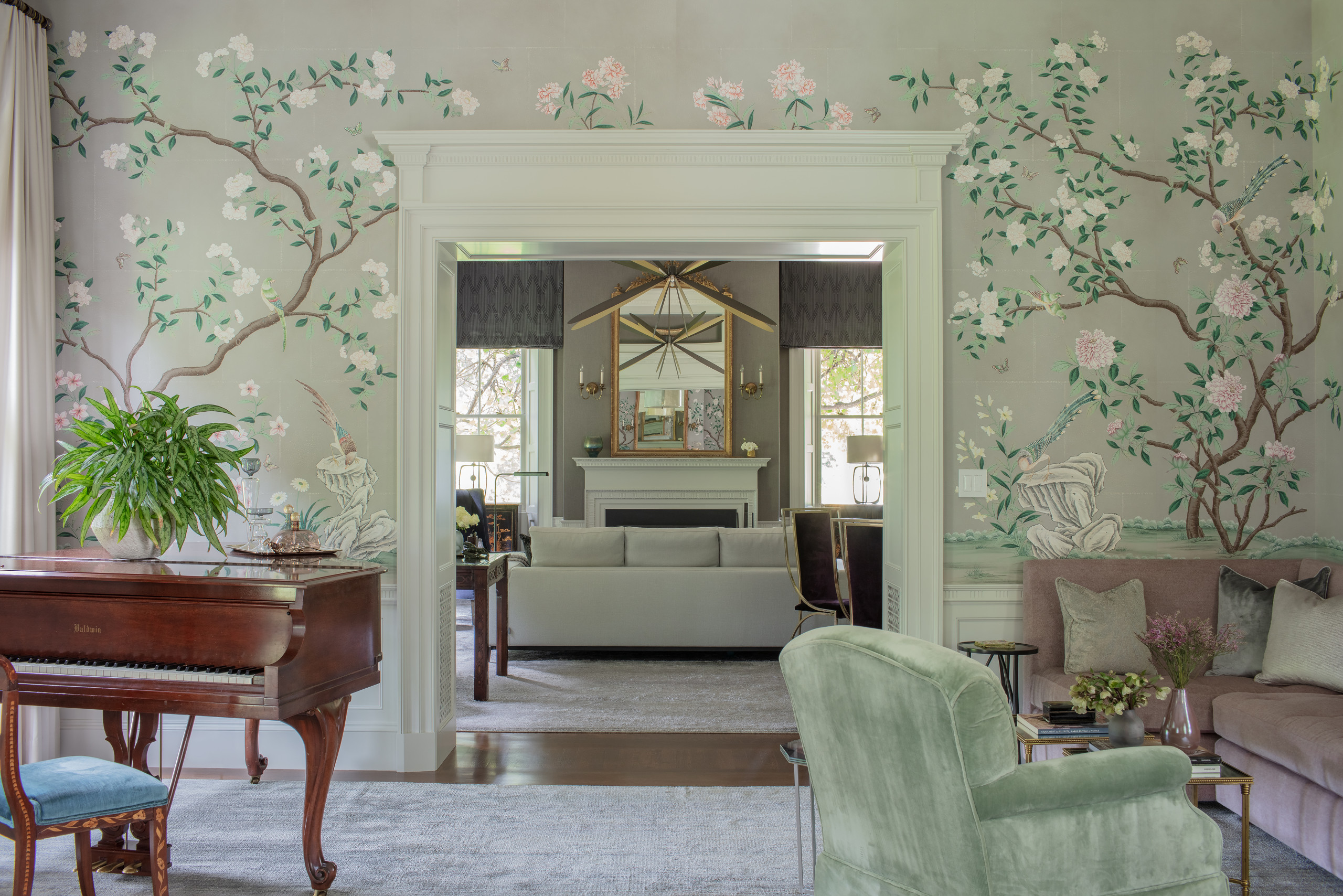 おしゃれなリビング 壁紙 のインテリア画像 75選 22年12月 Houzz ハウズ おしゃれなリビング 壁紙 のインテリア画像 75選 22年12月 Houzz ハウズ