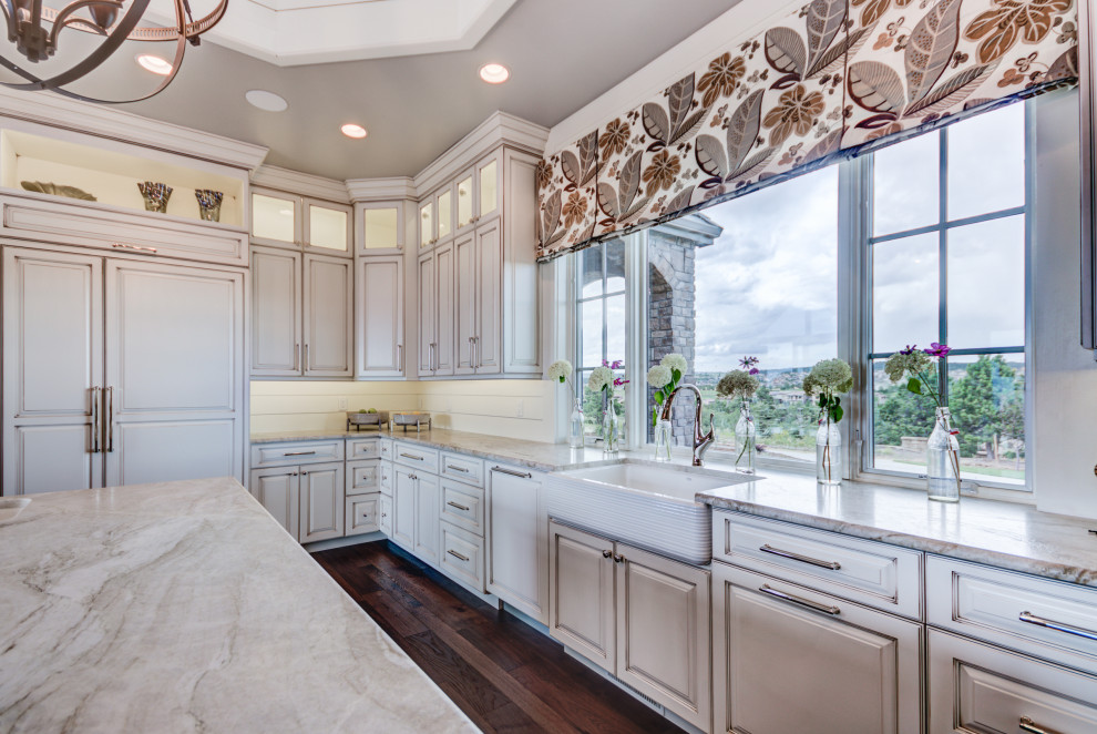Home design - transitional home design idea in Denver