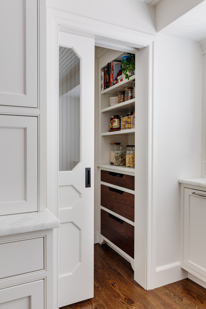 Transitional home design photo in Boston