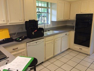 Inspiration for a transitional home design remodel in Dallas