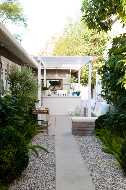 Fresh And Clean Traditional Patio Los Angeles By Molly