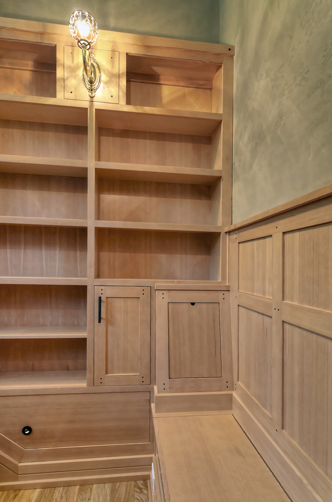 Inspiration for a traditional storage and wardrobe in Other.