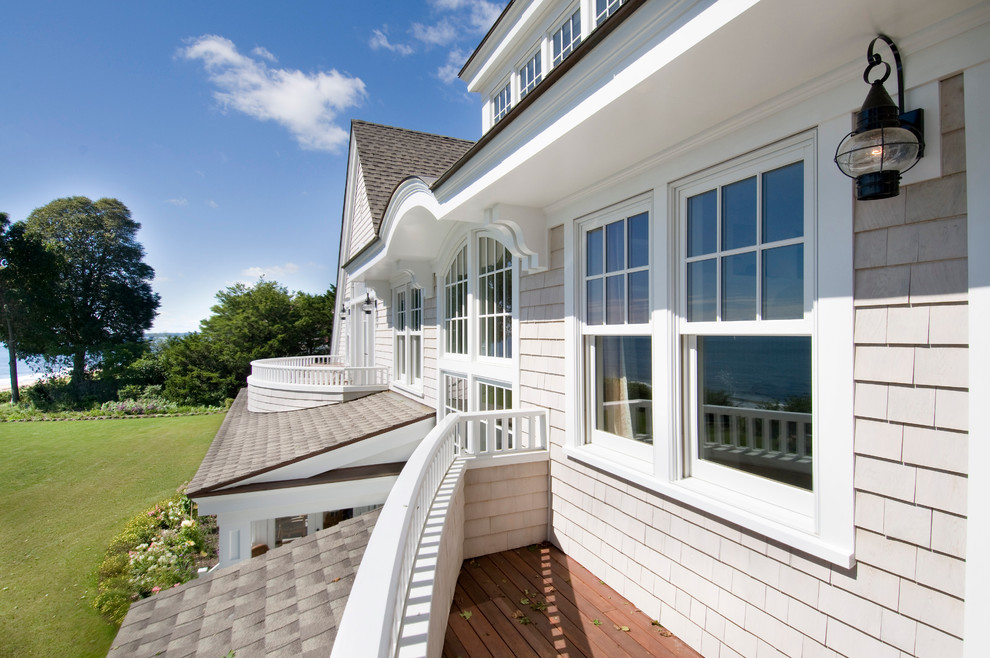 Inspiration for a timeless deck remodel in Boston