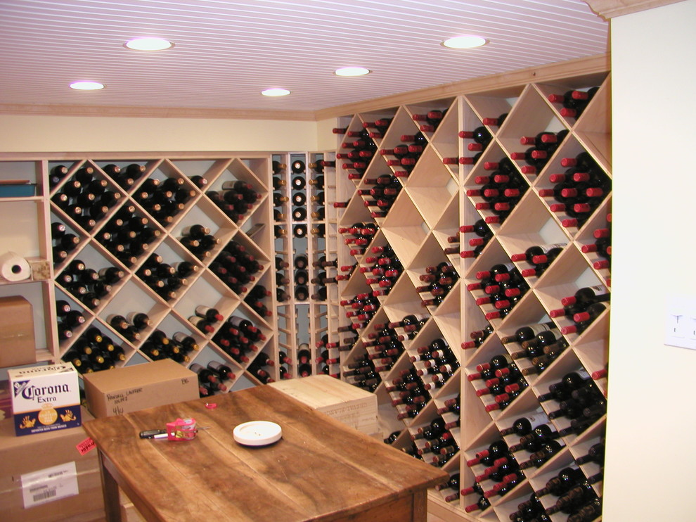 Design ideas for a traditional wine cellar in Boston.