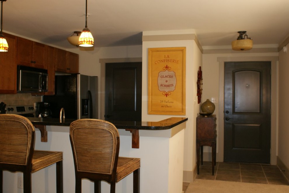 Mountain style kitchen photo in Birmingham