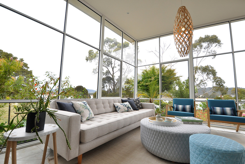 Inspiration for a contemporary sunroom in Hobart.