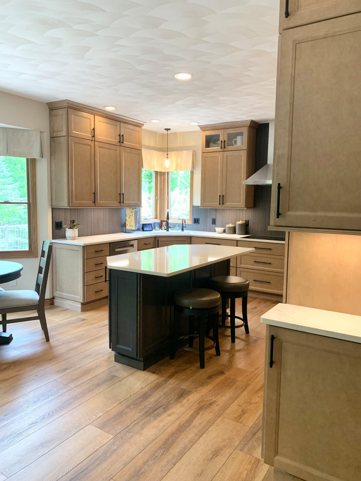 Transitional kitchen photo in Grand Rapids