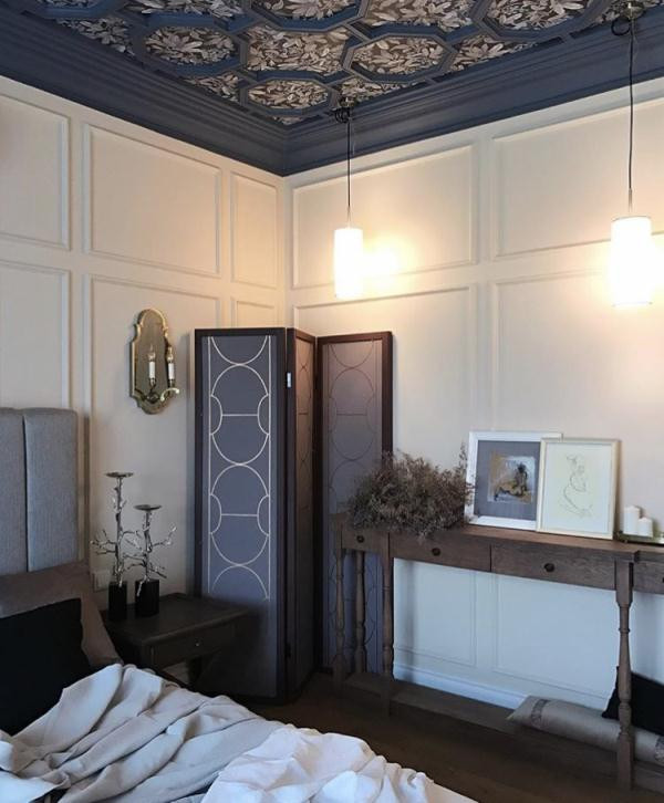 Гипсовая лепнина Аврора в интерьере квартиры в Краснодаре. Дизайн Алла Куница.