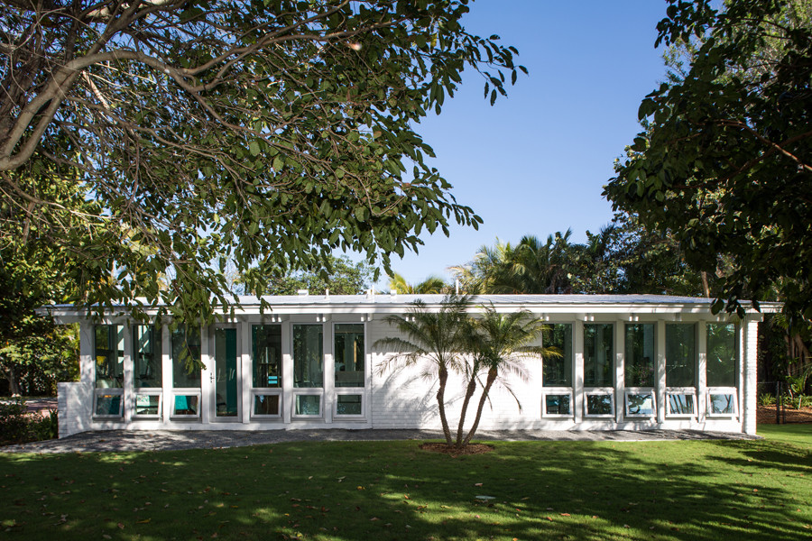 This is an example of a midcentury exterior in Miami.