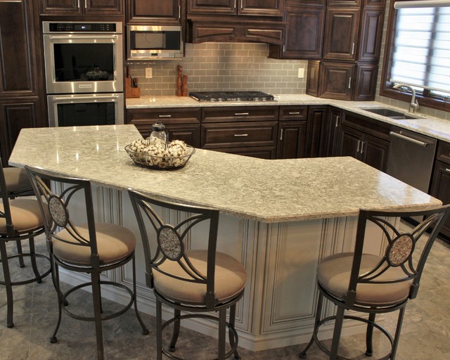 Geneseo Il Rich Mocha Stained Cabinets And Cambria Berwyn Quartz