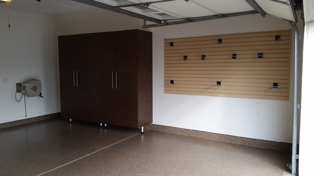 Windswept Bronze Cabinets And Maple Slatwall System In Orland Park