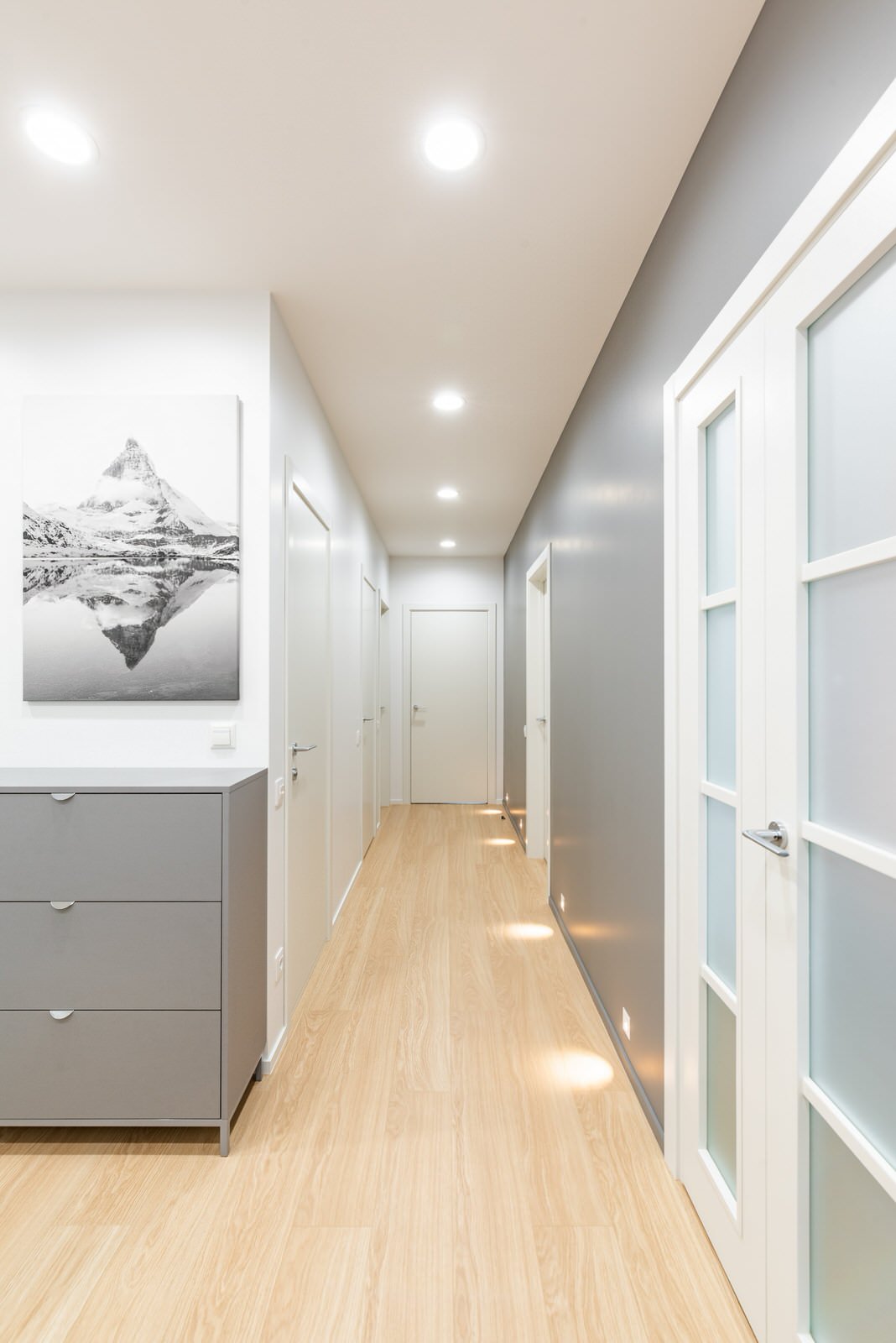 Не скучный серый. Квартира г. Минск