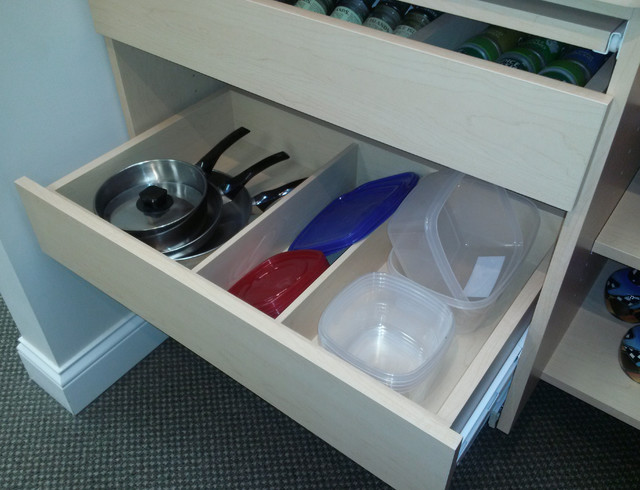 Pantry Features & Accessories 