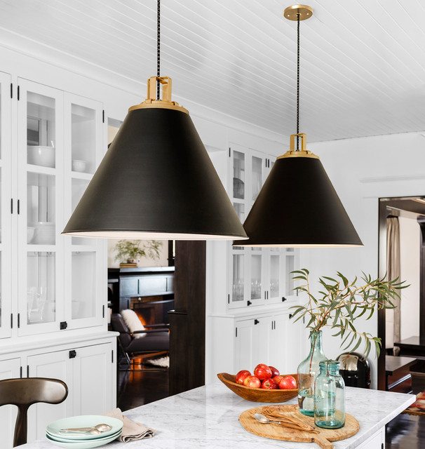 Bold, Dramatic Kitchen 