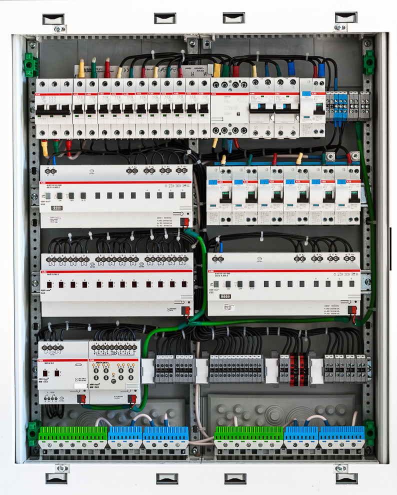 Распределительный щит «Scutum»