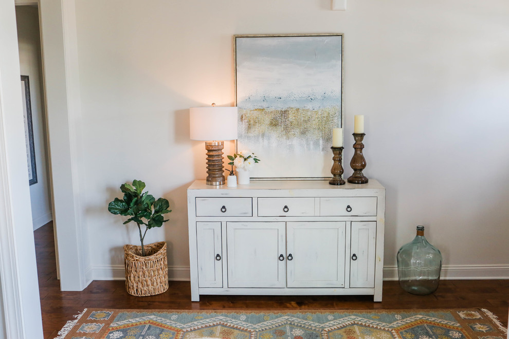 Entryway - transitional entryway idea