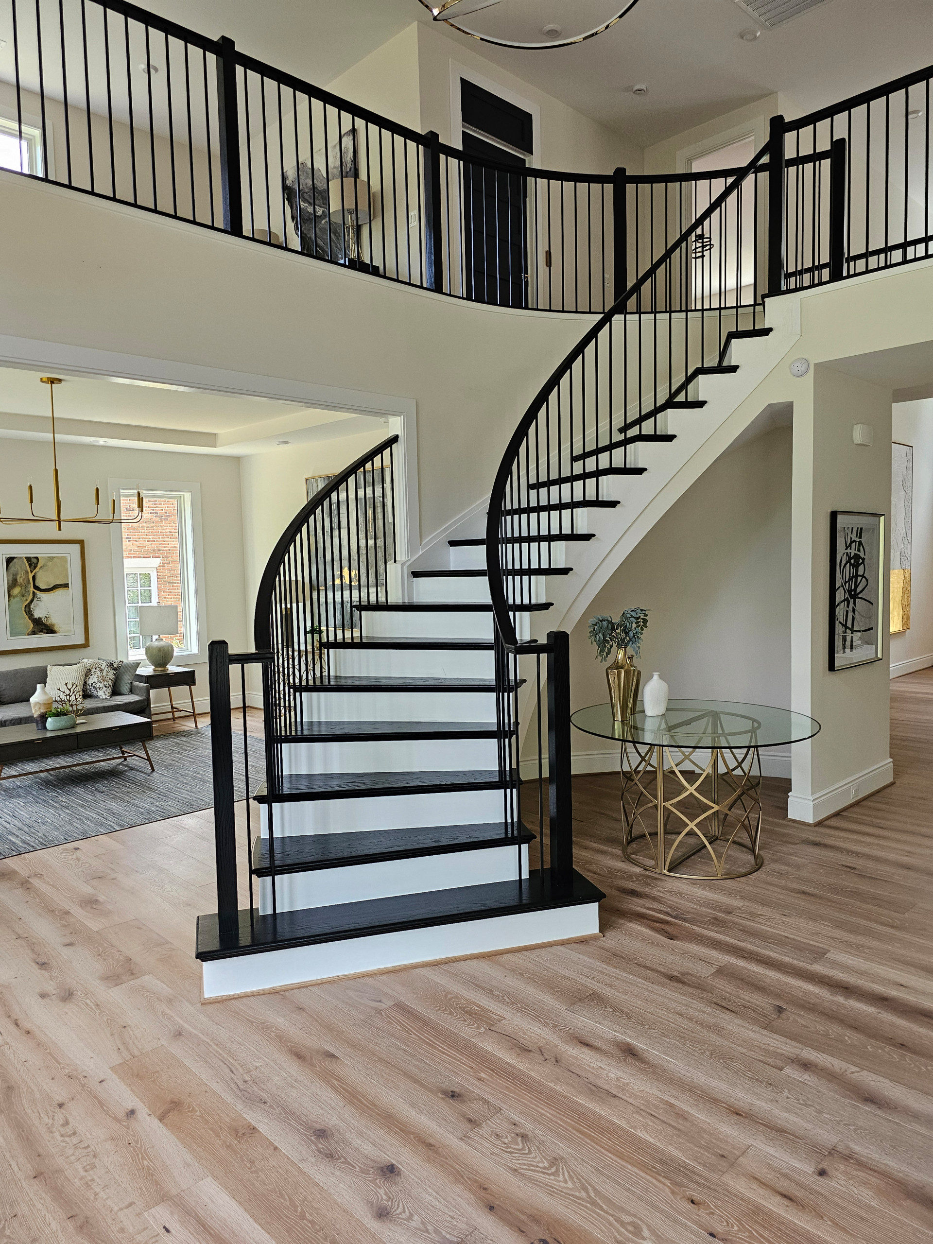 Elegant Curve Elevates Modern Design, Mclean, VA 22101