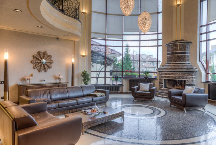 the mansion is 600m2