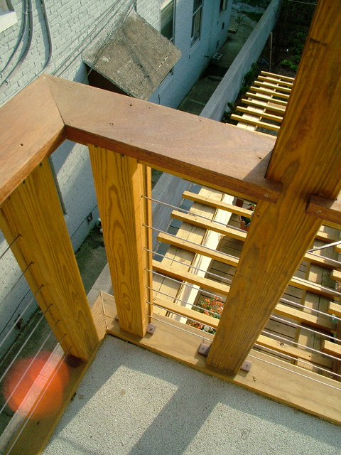 D'Ambrosio Deck contemporaneo-escalera
