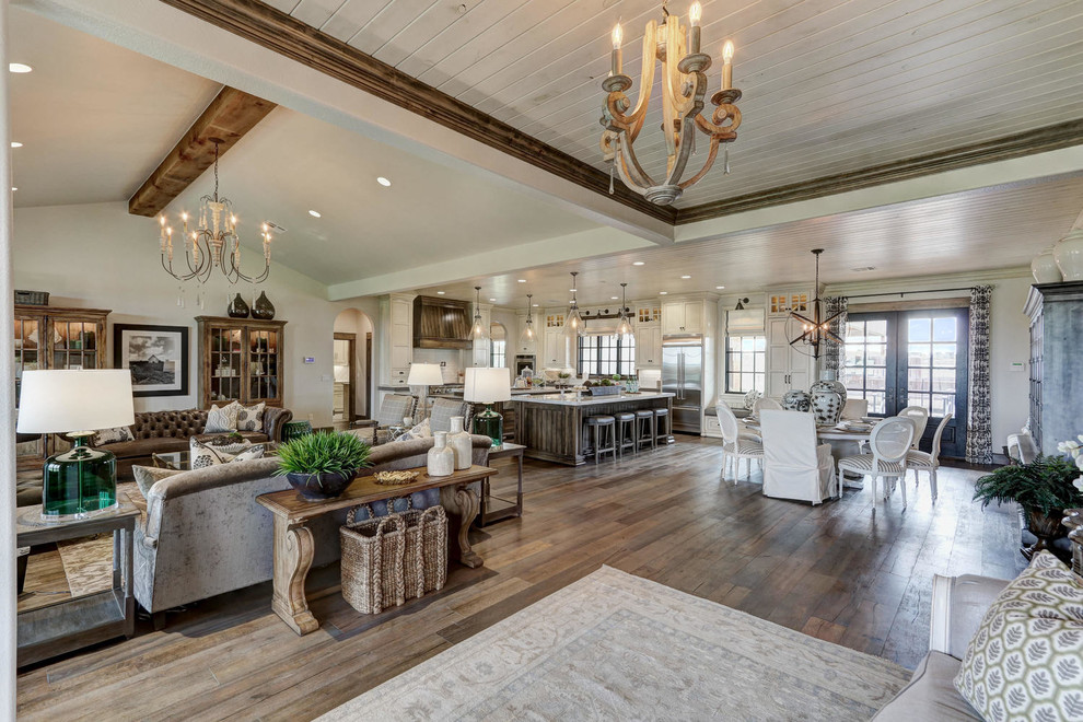 Design ideas for a country home design in Oklahoma City.