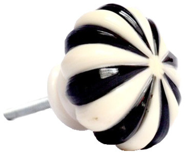 Ceramic Flower Knob, Black And White