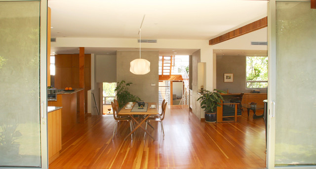 Tree House moderne-salle-a-manger