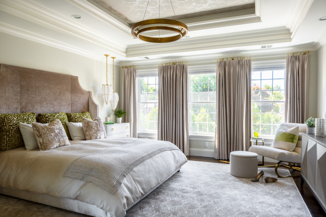 Wellesley Transitional Home klassisch-modern-schlafzimmer