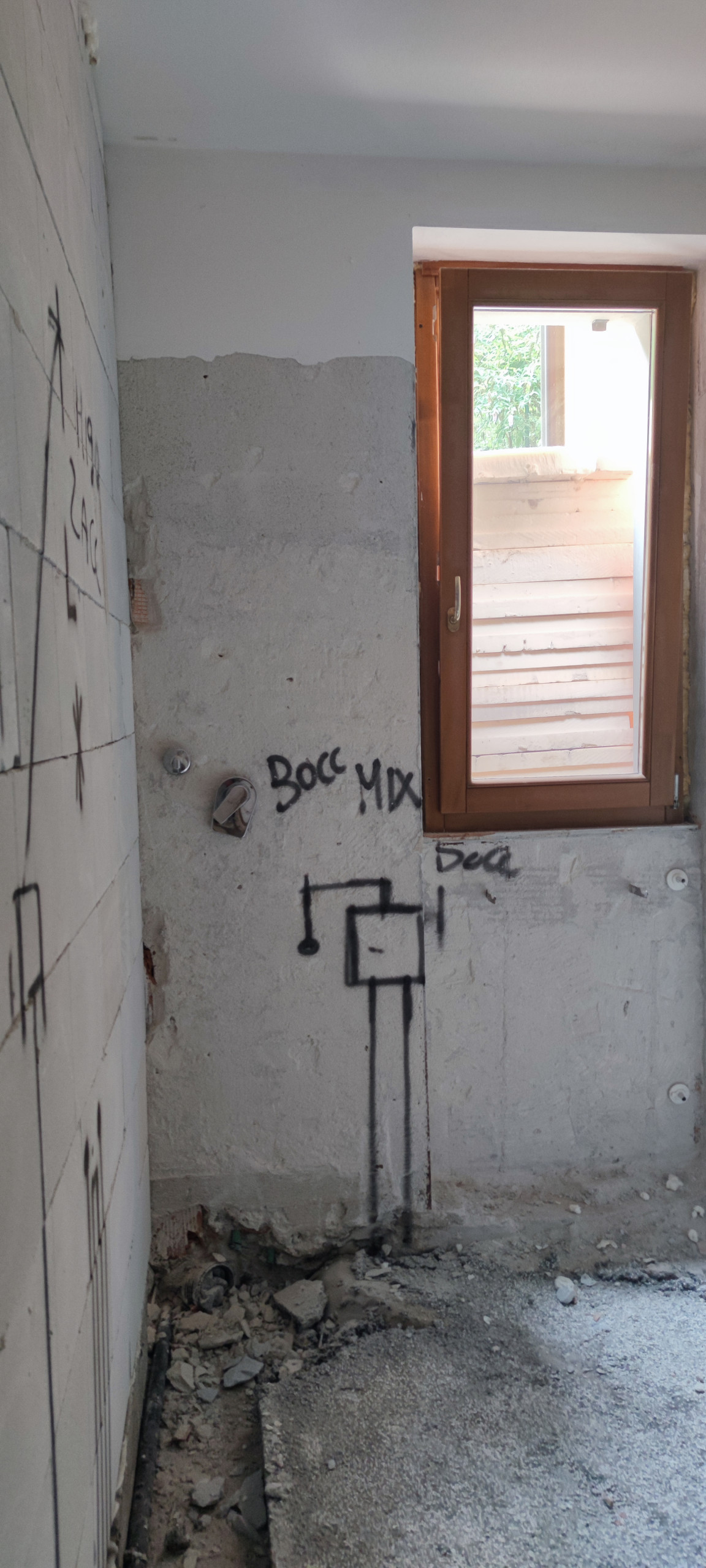 primi tracciamenti impianti  bagno