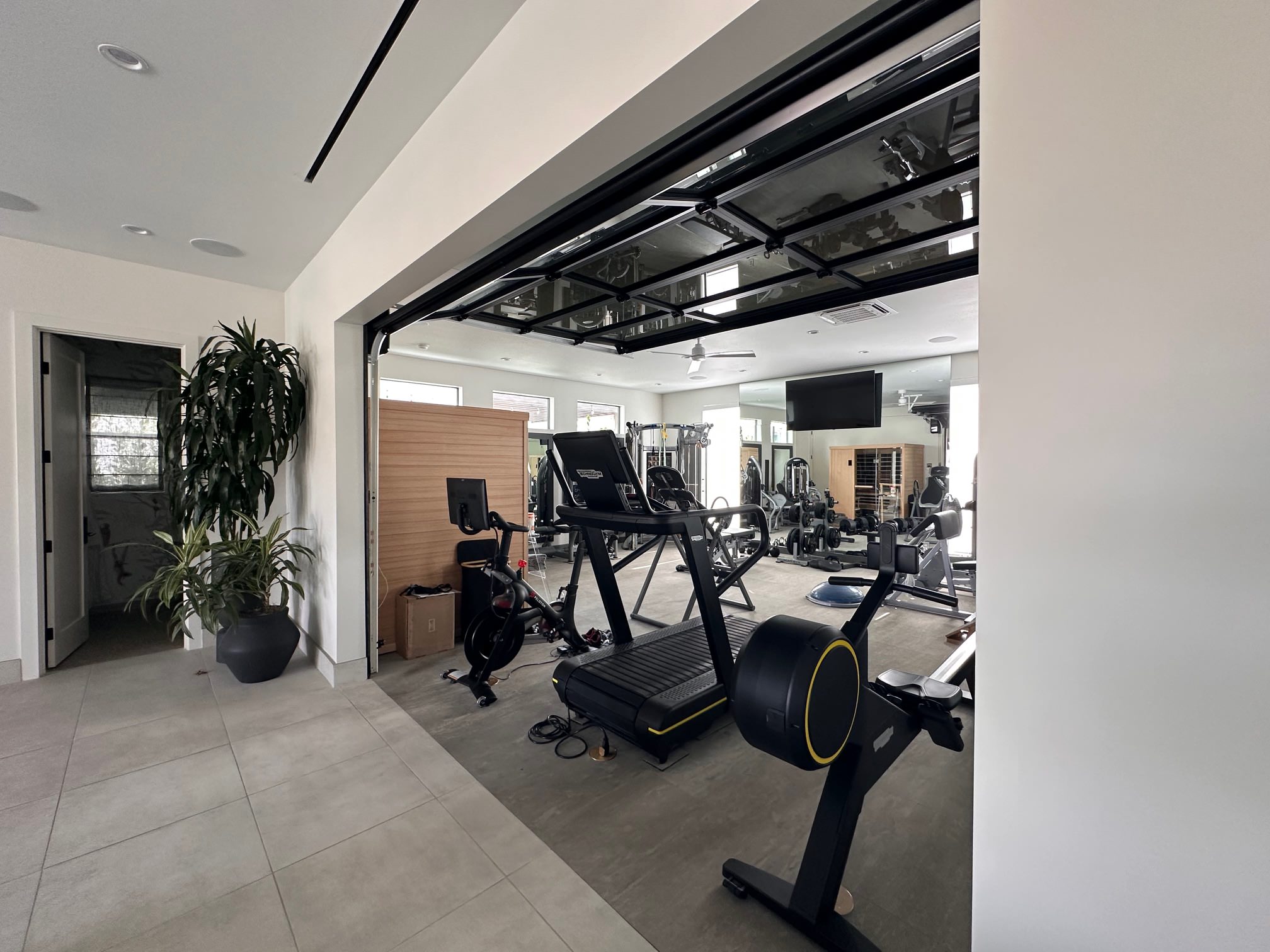 Red Rock Poolhouse/Gym