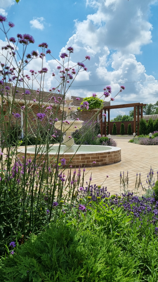 Реализация проекта "Французский дворик"