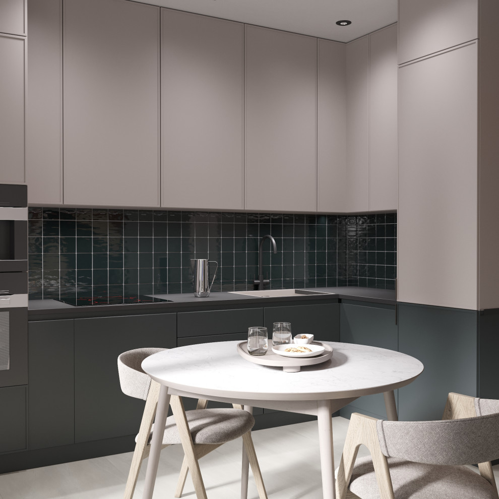 Детство на стене