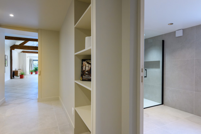 TAILLEURS modern-badezimmer