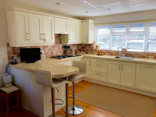 Kitchen Door Replacement - Shaker 45 for Customer in Kidlington Oxford country-kitchen