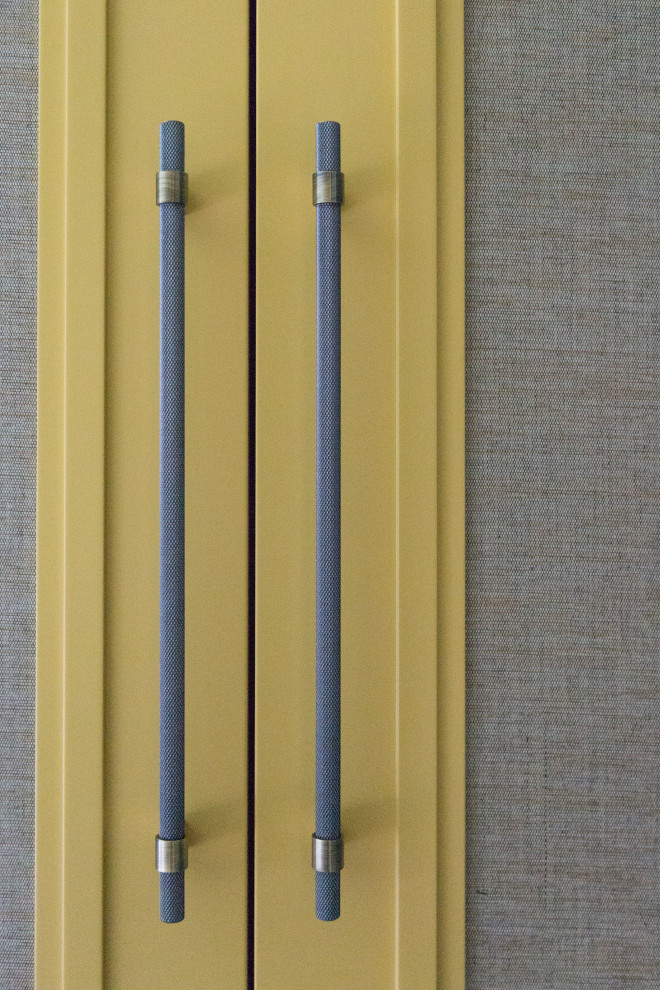 Встроенный шкаф из МДФ