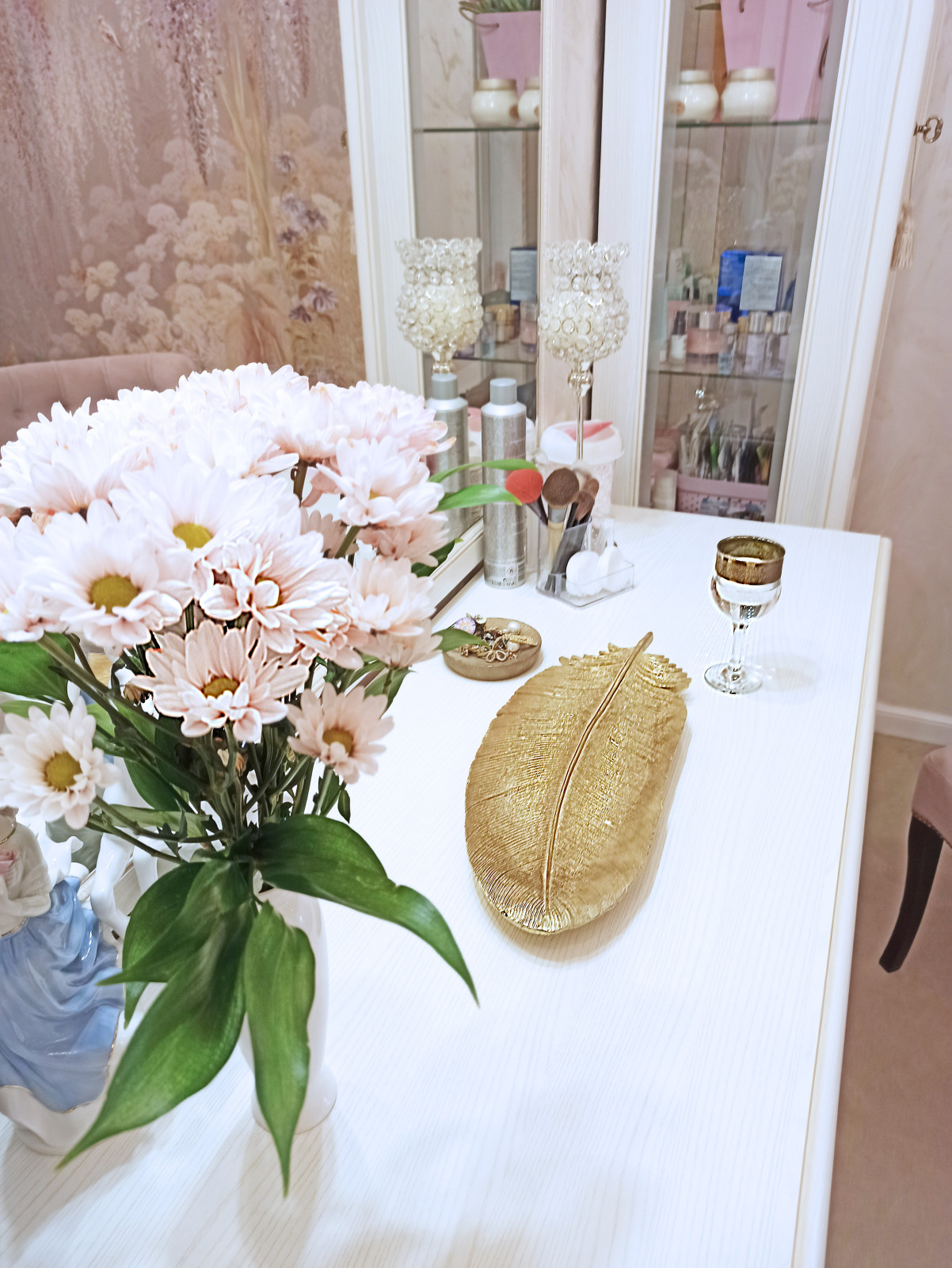 Пудровая роза