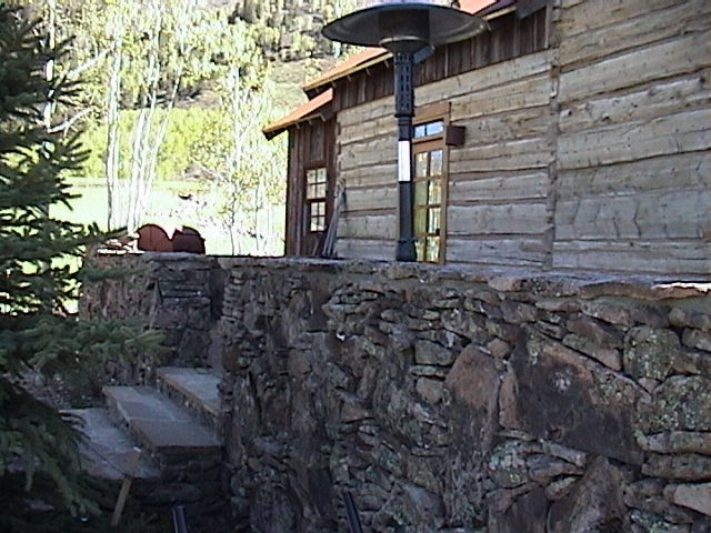 Warming Hut at Grayhead