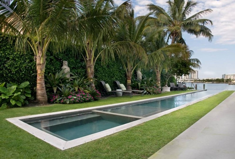 Inspiration for a contemporary pool in Miami.