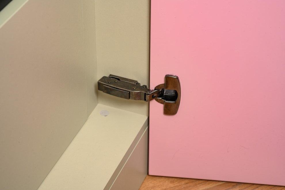 Шкаф для передачи "Квартирный вопрос"