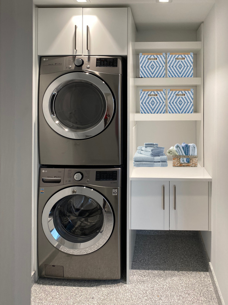 Inspiration for a contemporary laundry room.
