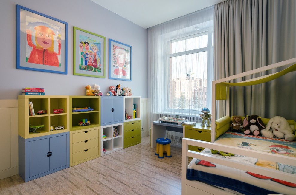 ВВЕРХ ПО ЛЕСТНИЦЕ