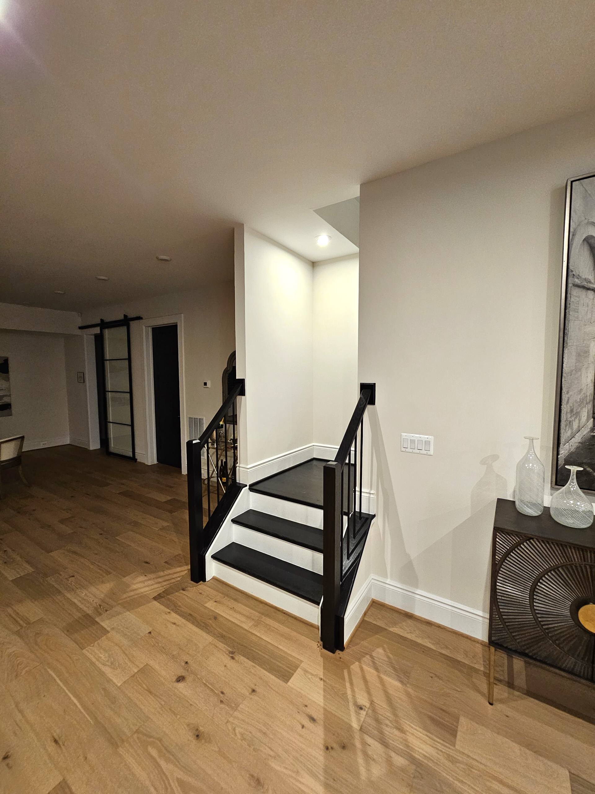 Elegant Curve Elevates Modern Design, Mclean, VA 22101