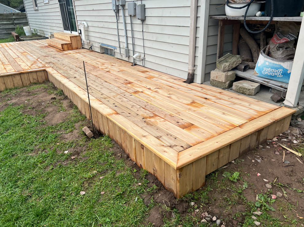Menasha Cedar Deck