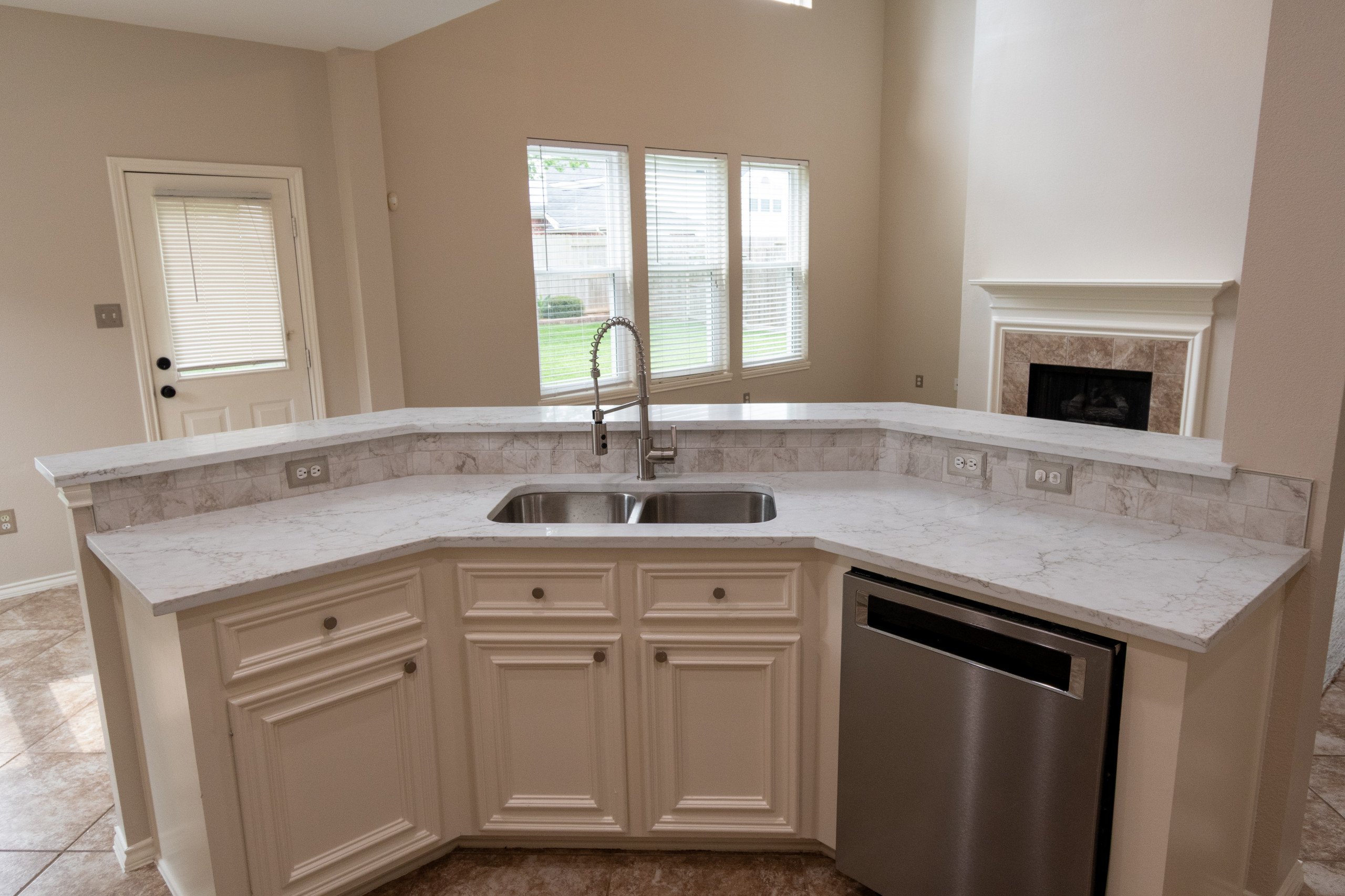 Maximizing Your Home’s Value Before Selling: Strategic Updates That Deliver ROI