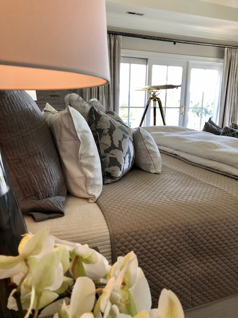 Serene bedroom