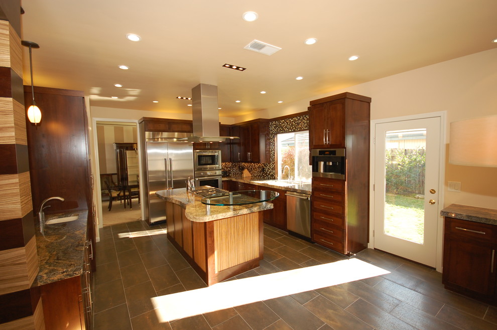 Photo of a contemporary kitchen in Sacramento.